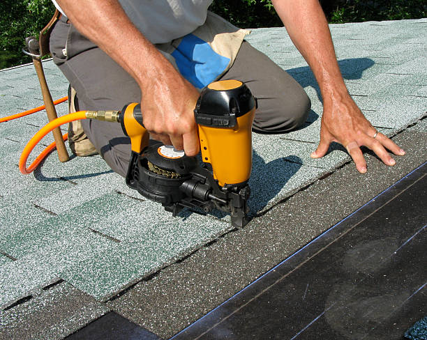 Quick and Trustworthy Emergency Roof Repair Services in Clarksville, IA